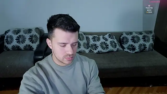 JohnnyStepBro online show from April 2, 1:53 pm