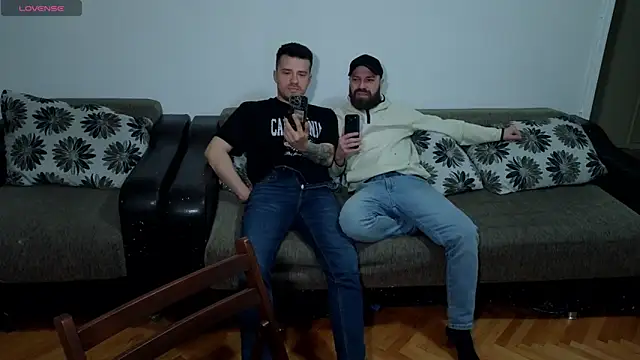 JohnnyStepBro online show from April 15, 7:58 pm