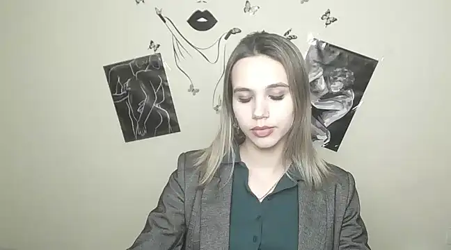  StAcY online show from December 23, 4:28 pm