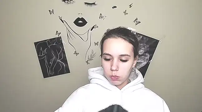  StAcY online show from March 11, 1:45 pm