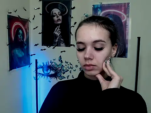  StAcY online show from November 22, 5:28 am