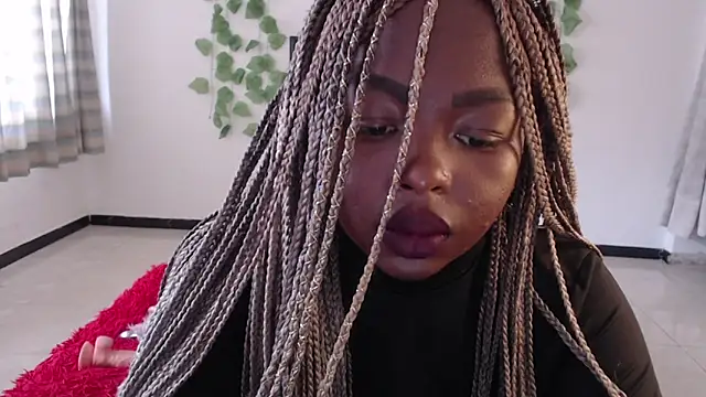 Snapshot of _Zooee chatting on September 8, 6:07 pm Zooee online show from September 8, 6:07 pm