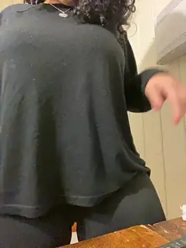 Snapshot of babyluna939 chatting on October 5, 8:51 pm babyluna939 online show from October 5, 8:51 pm