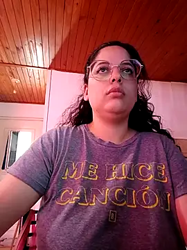 Snapshot of babyluna939 chatting on November 14, 2:38 pm babyluna939 online show from November 14, 2:38 pm