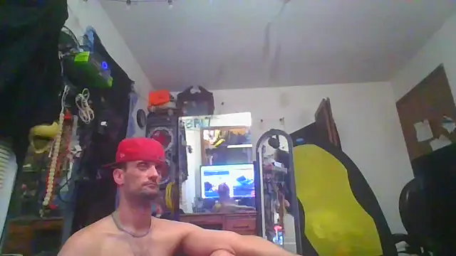 Snapshot of slinginbigD chatting on January 15, 12:25 pm slinginbigD online show from January 15, 12:25 pm