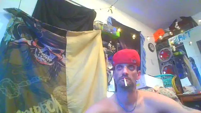 Snapshot of slinginbigD chatting on January 19, 11:23 am slinginbigD online show from January 19, 11:23 am