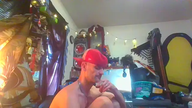 Snapshot of slinginbigD chatting on January 28, 2:53 pm slinginbigD online show from January 28, 2:53 pm