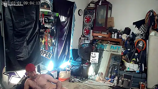 Snapshot of slinginbigD chatting on March 1, 3:05 pm slinginbigD online show from March 1, 3:05 pm