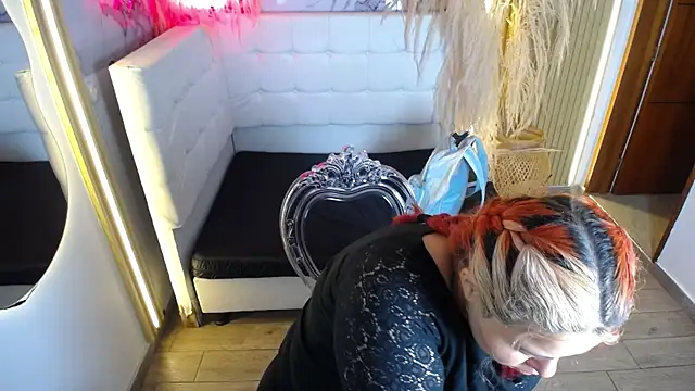 Bruja  Scarlata online show from November 22, 11:09 am