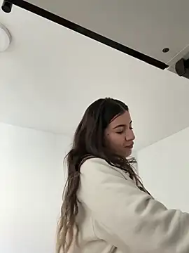 AnitaKariri online show from March 12, 11:20 am