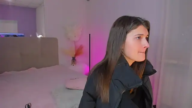 Laura Leee online show from March 19, 9:49 am