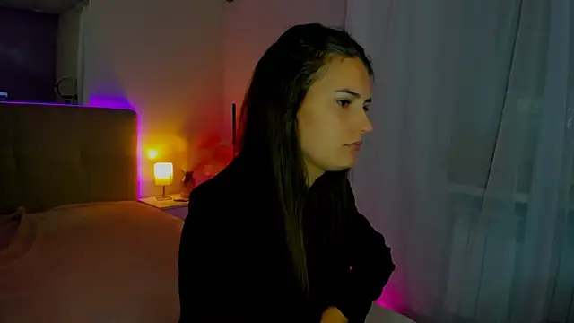 Laura Leee online show from September 14, 5:17 am