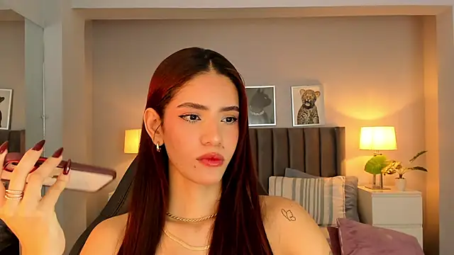 Madie  collins online show from January 11, 12:07 pm