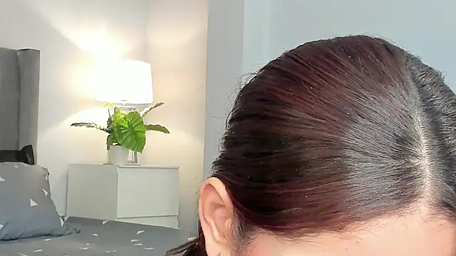 Madie  collins online show from March 13, 6:01 pm