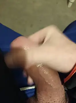 Snapshot of casper0303 chatting on January 23, 10:22 pm casper0303 online show from January 23, 10:22 pm