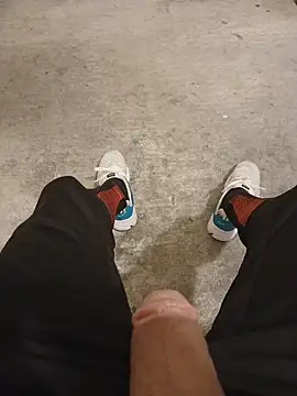 Snapshot of casper0303 chatting on September 17, 9:38 pm casper0303 online show from September 17, 9:38 pm