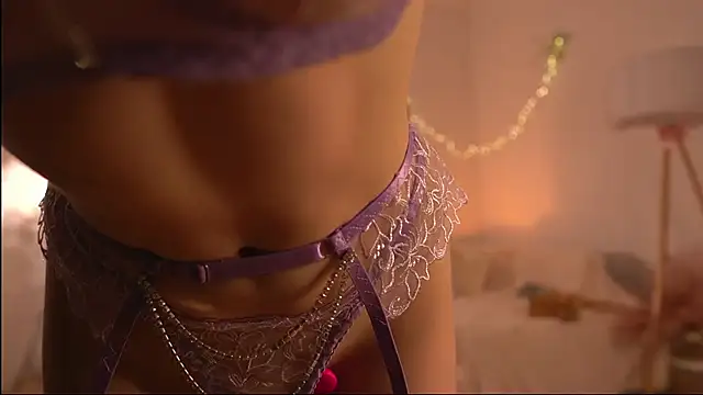 lorrie love story online show from February 13, 10:00 am