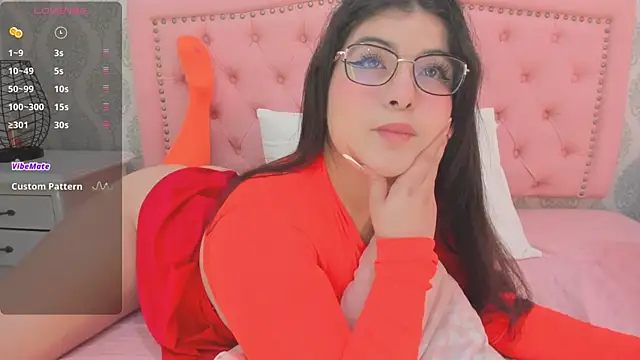 Snapshot of martina_rivera_ chatting on October 28, 12:19 pm martina rivera online show from October 28, 12:19 pm