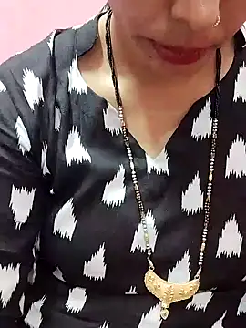 Urmila bhabhii online show from February 8, 8:20 am