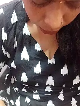 Urmila bhabhii online show from February 20, 8:50 am