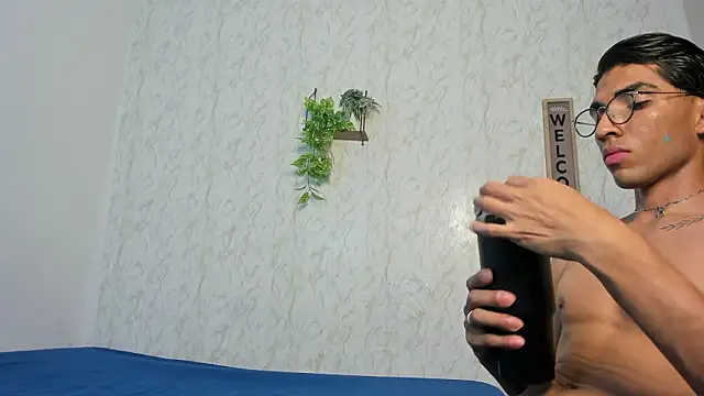 jony honey online show from March 25, 12:00 pm