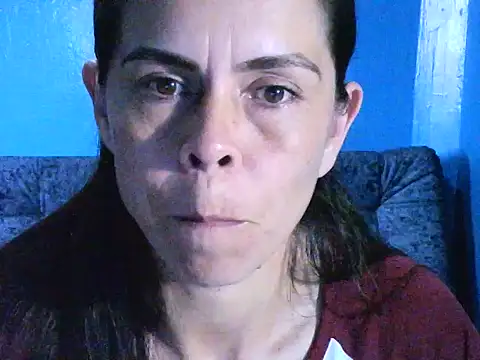 Snapshot of Marilyn_xxxx chatting on December 18, 6:35 pm Marilyn xxxx online show from December 18, 6:35 pm