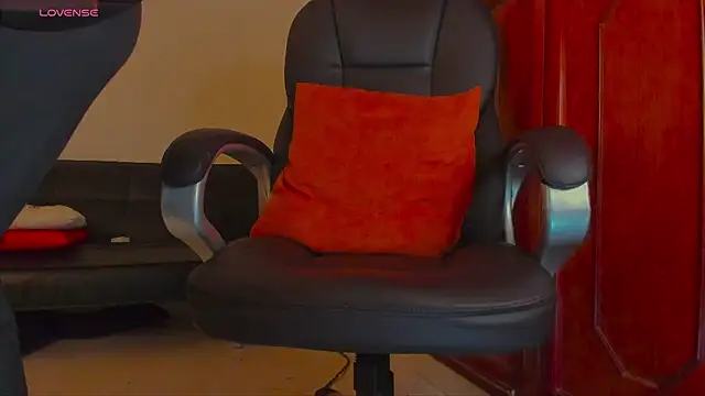 MrLonely02 online show from January 31, 3:41 am