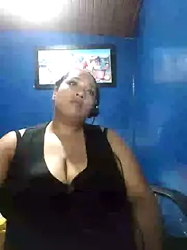 Snapshot of love_evelin chatting on February 7, 4:35 pm love evelin online show from February 7, 4:35 pm