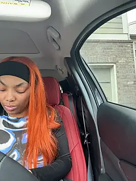 butterflybootyy online show from December 5, 6:48 pm