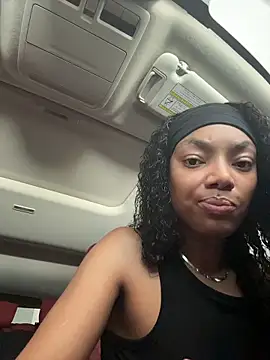 butterflybootyy online show from April 14, 5:19 pm