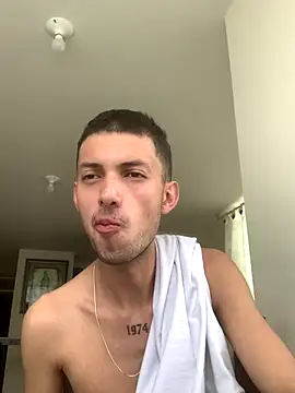 Snapshot of Dylan_west chatting on October 24, 2:46 pm Dylan west online show from October 24, 2:46 pm