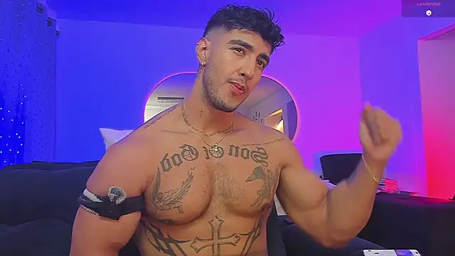 Snapshot of JACOB_MARTINS chatting on February 28, 4:10 am JACOB MARTINS online show from February 28, 4:10 am