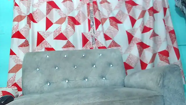Snapshot of black30cmdick chatting on January 13, 1:13 am black30cmdick online show from January 13, 1:13 am
