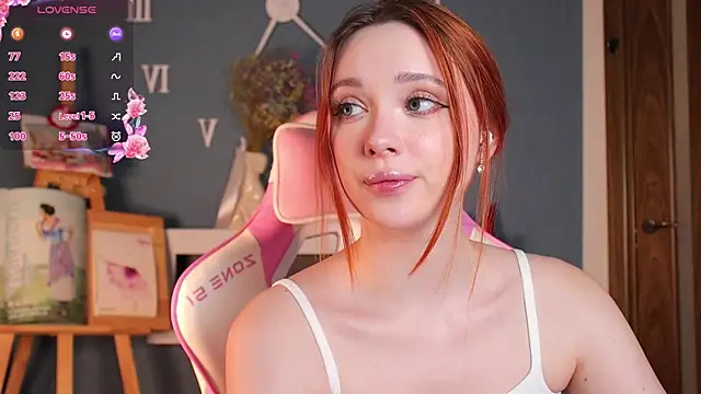 Snapshot of YourSkyAni chatting on March 5, 1:50 pm YourSkyAni online show from March 5, 1:50 pm