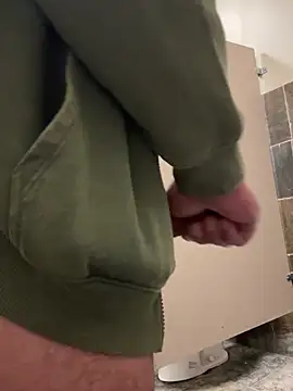 Snapshot of ganosex chatting on January 11, 1:59 am ganosex online show from January 11, 1:59 am