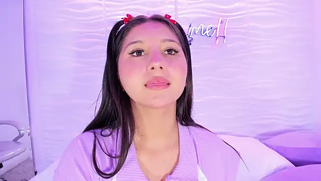 AvyMilton online show from January 3, 11:46 am