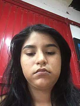 SINUECASTILLO online show from March 5, 1:10 am