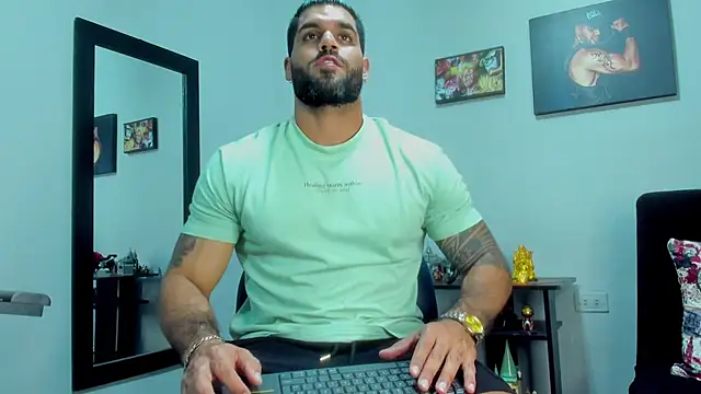 Snapshot of SamirHazard97 chatting on October 28, 9:17 pm SamirHazard97 online show from October 28, 9:17 pm