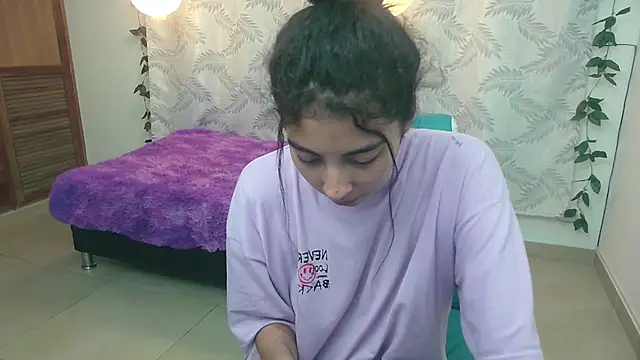 Mya paris online show from February 10, 6:20 am