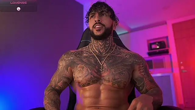 Snapshot of mariano_costa chatting on October 14, 2:23 am mariano costa online show from October 14, 2:23 am