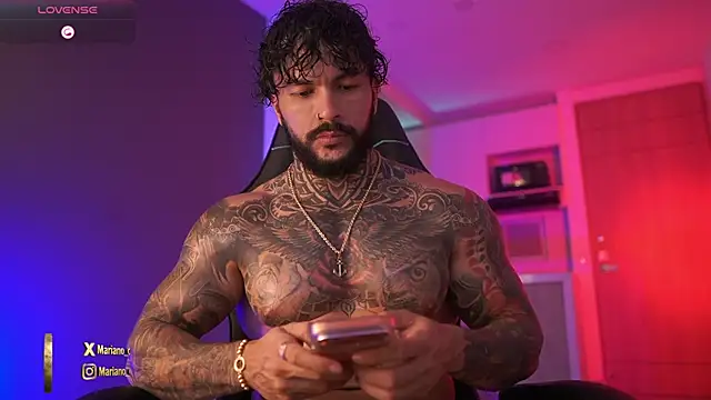 Snapshot of mariano_costa chatting on November 27, 11:40 pm mariano costa online show from November 27, 11:40 pm