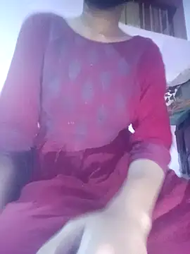 Snapshot of HornyWestern chatting on December 2, 6:52 am HornyWestern online show from December 2, 6:52 am