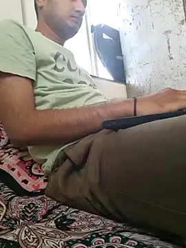 Jonrobinso online show from March 4, 5:21 am