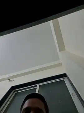 Jonrobinso online show from March 8, 1:47 pm