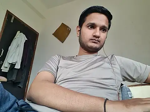 Jonrobinso online show from October 17, 4:26 am