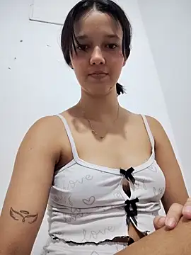 Snapshot of _Denis_sweet chatting on October 17, 2:26 am Denis sweet online show from October 17, 2:26 am