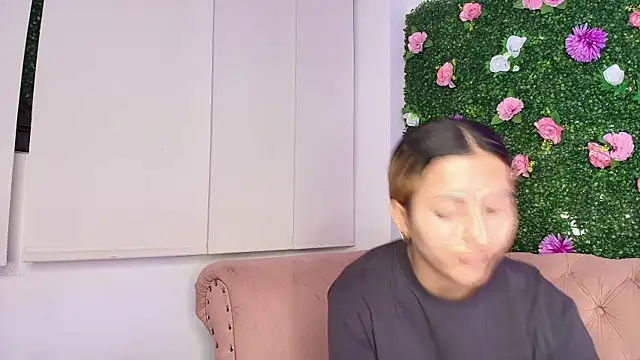 miranda villa online show from September 23, 12:30 pm