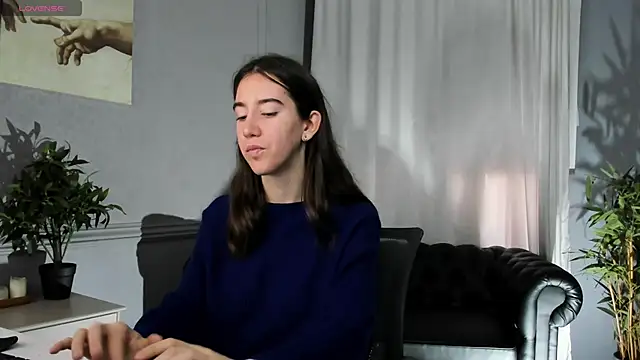 Belle Via online show from September 14, 5:50 am