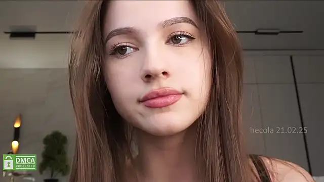 Snapshot of hecola chatting on February 21, 2:16 pm hecola online show from February 21, 2:16 pm