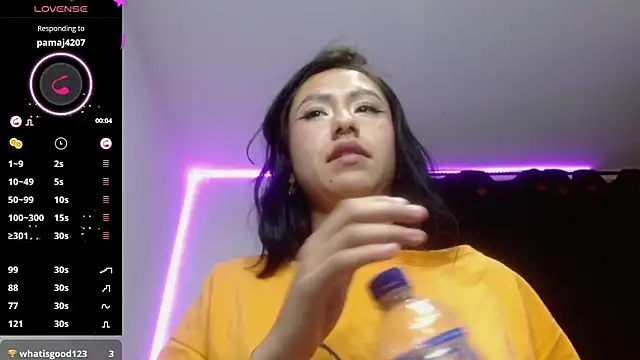 Snapshot of Anne_Nicholson chatting on December 12, 7:52 am Anne Nicholson online show from December 12, 7:52 am